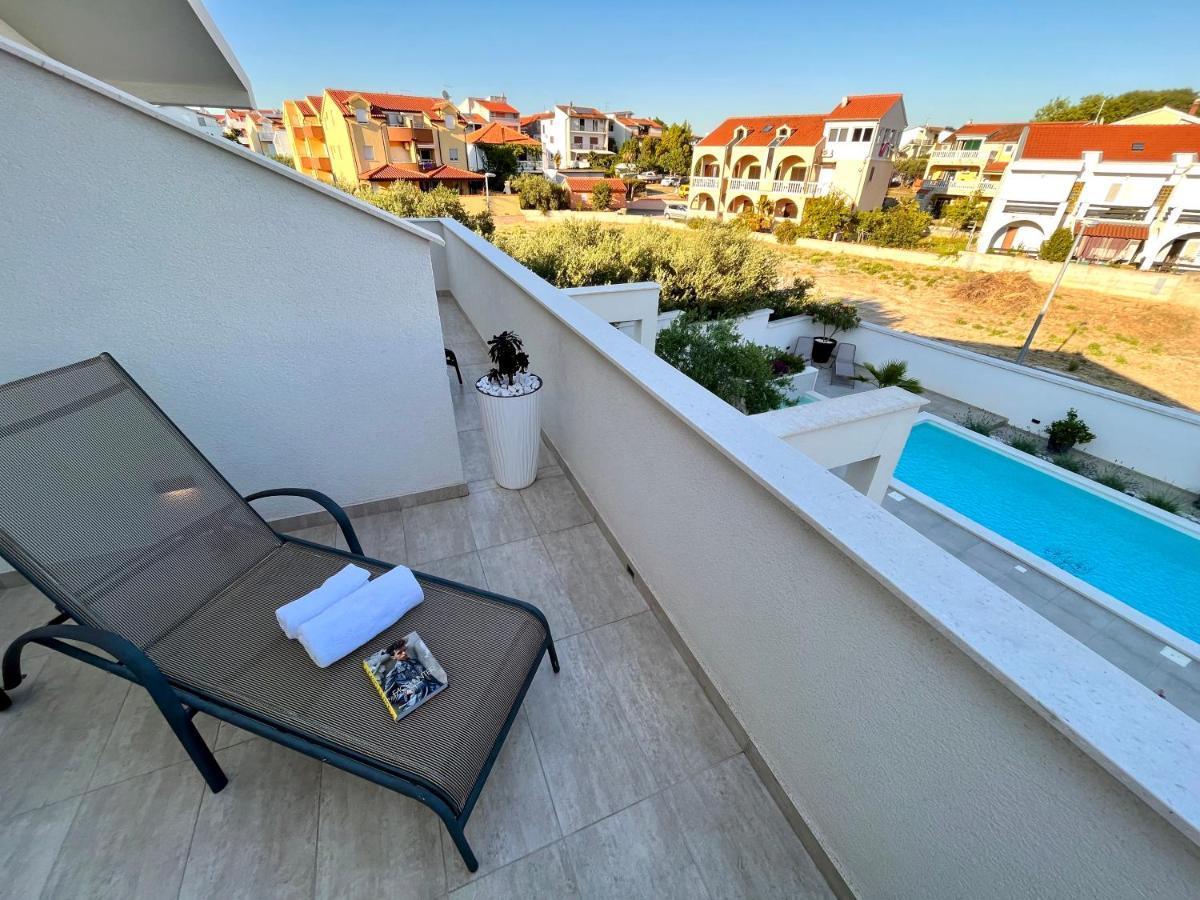 Apartments And Rooms Matesa Vodice Exterior photo